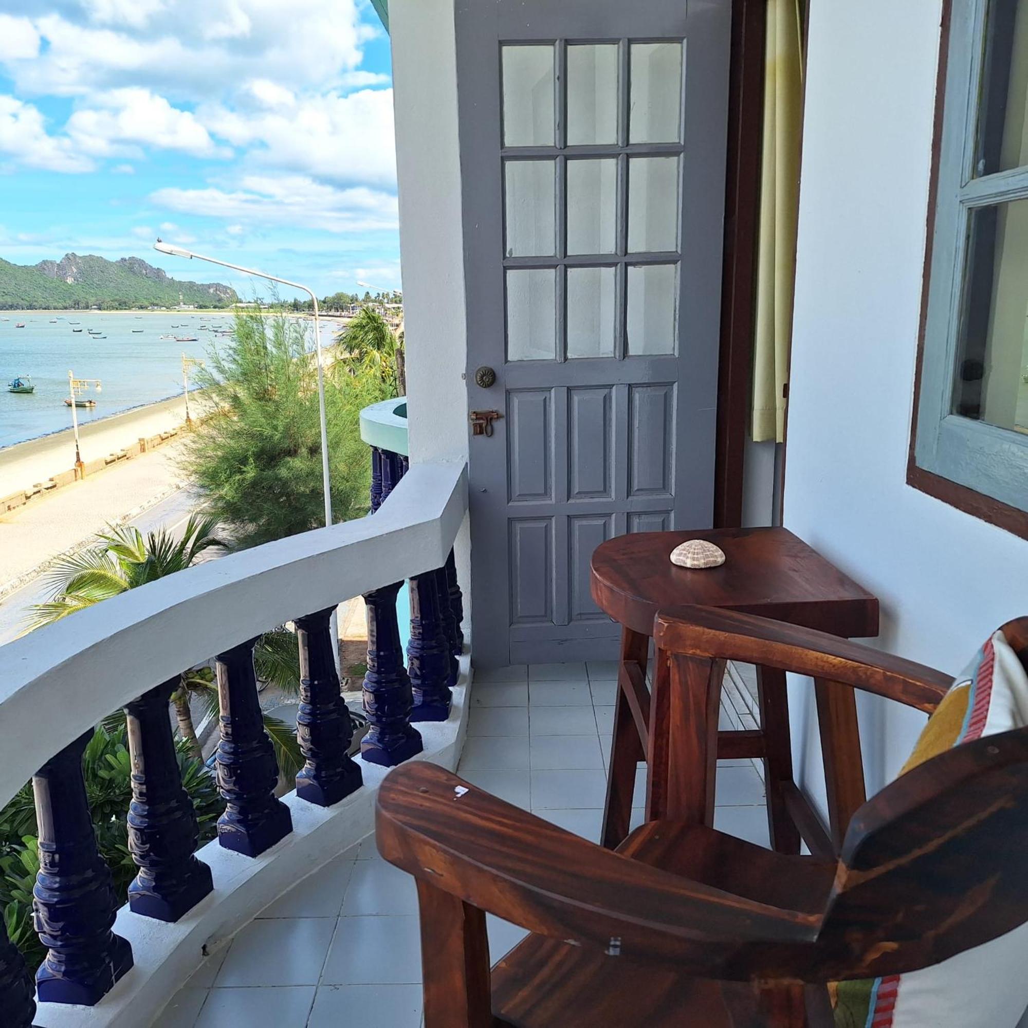 Jungle Cafe And Guesthouse Πράτσουατ Κίρι Χαν Εξωτερικό φωτογραφία